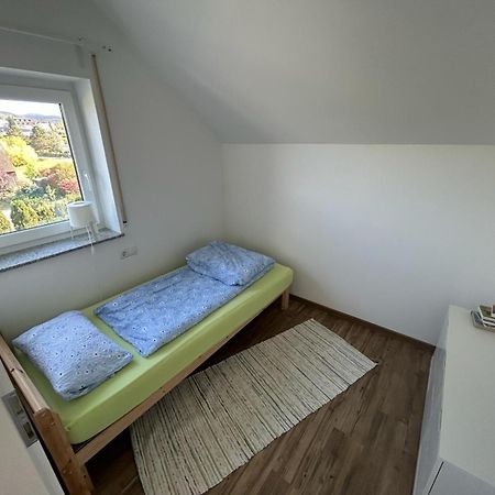 3 Zimmer Neubauwohnung In Der Schwaebischen Toskana 勒文施泰因 外观 照片