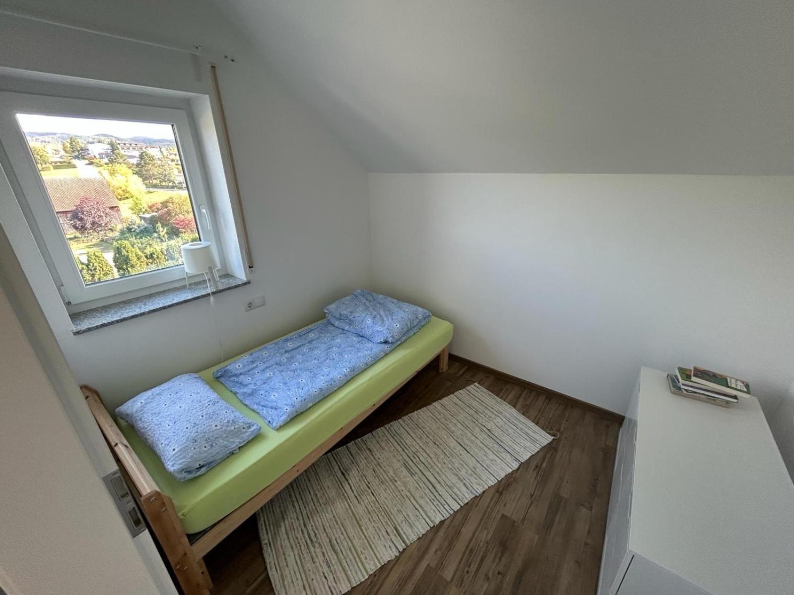 3 Zimmer Neubauwohnung In Der Schwaebischen Toskana 勒文施泰因 外观 照片