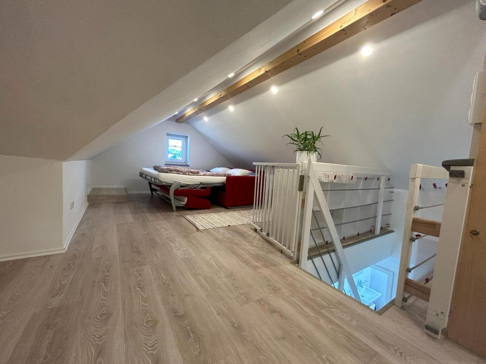 3 Zimmer Neubauwohnung In Der Schwaebischen Toskana 勒文施泰因 外观 照片