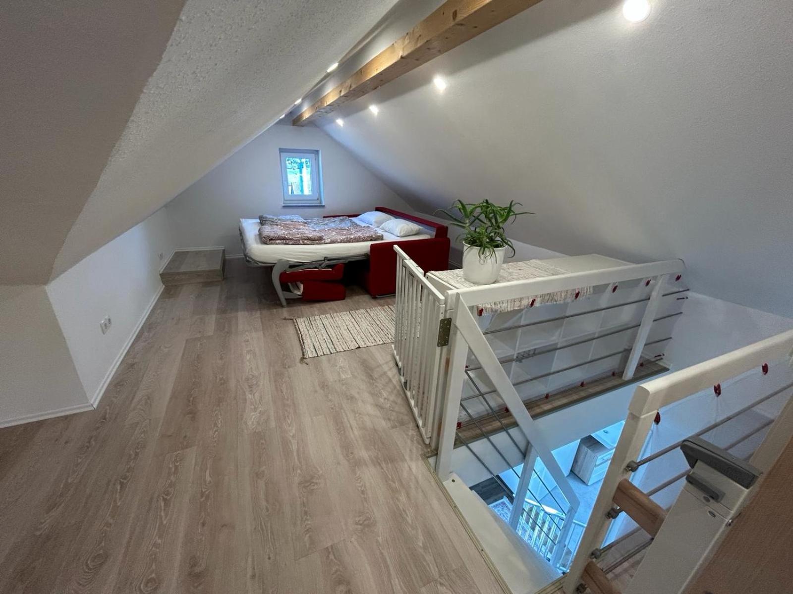 3 Zimmer Neubauwohnung In Der Schwaebischen Toskana 勒文施泰因 外观 照片