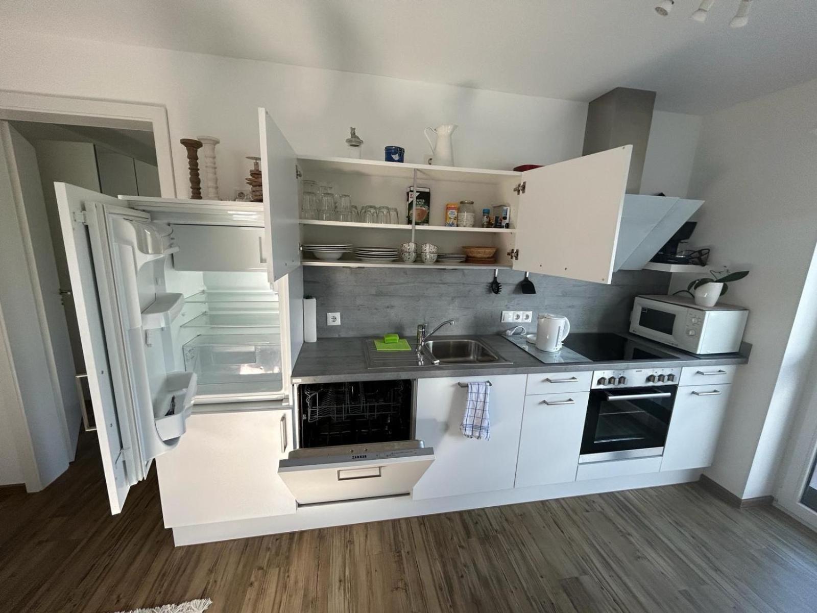 3 Zimmer Neubauwohnung In Der Schwaebischen Toskana 勒文施泰因 外观 照片
