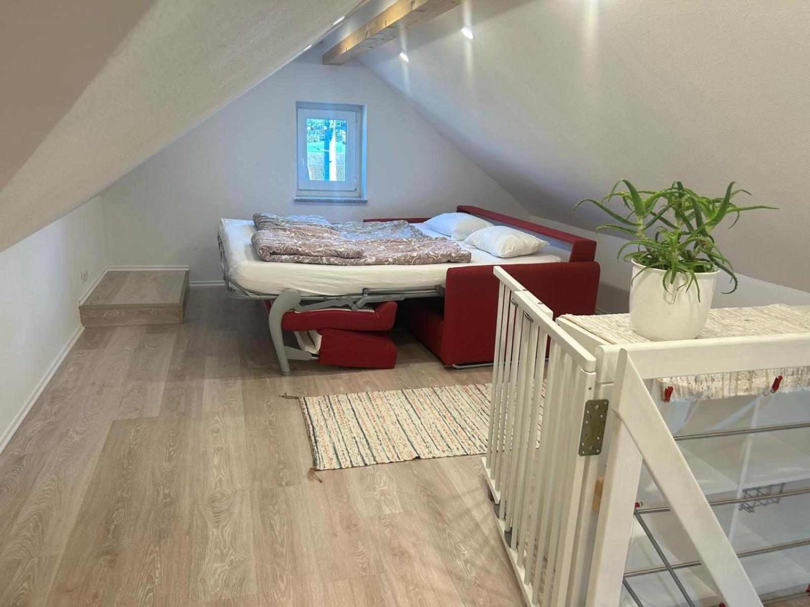 3 Zimmer Neubauwohnung In Der Schwaebischen Toskana 勒文施泰因 外观 照片